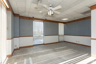 1828-1892 Techny Ct, Northbrook, IL à louer Photo intérieure– Image 1 sur 2