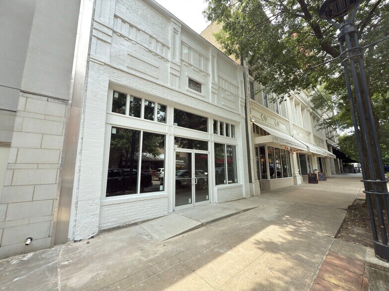 305 Main St, Little Rock, AR à louer - Photo de l’immeuble – Image 2 sur 4