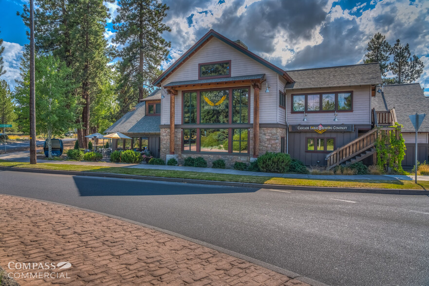 1441 SW Chandler Ave, Bend, OR à louer - Photo de l’immeuble – Image 2 sur 10