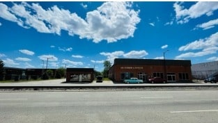 Plus de détails pour 217-219 W Russell St, Fayetteville, NC - Industriel/Logistique à vendre