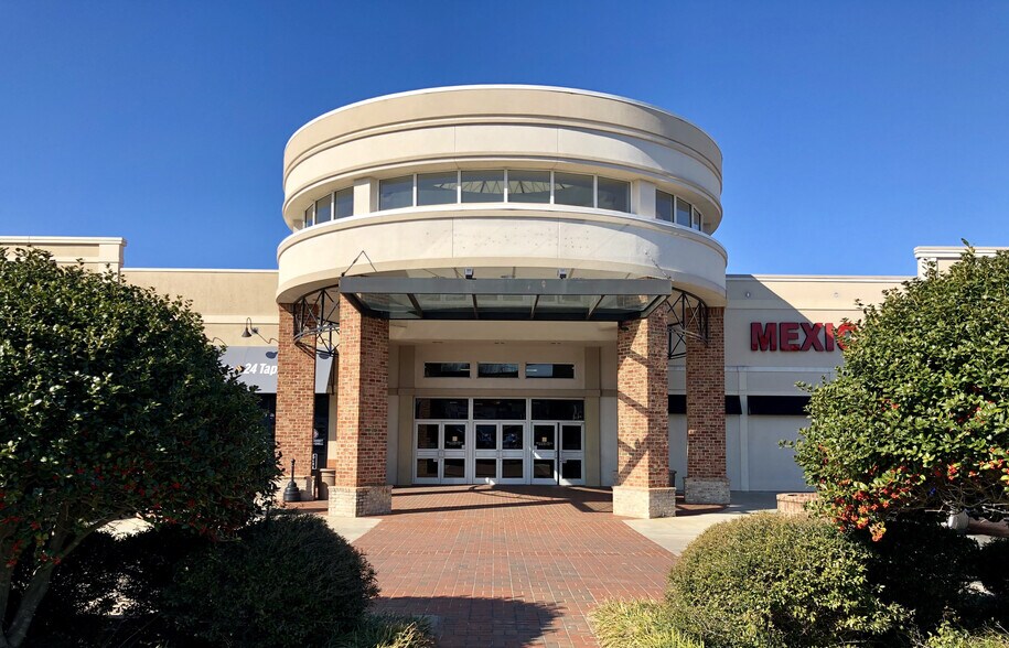 309 Huffman Mill Rd, Burlington, NC à louer - Photo de l’immeuble – Image 1 sur 1