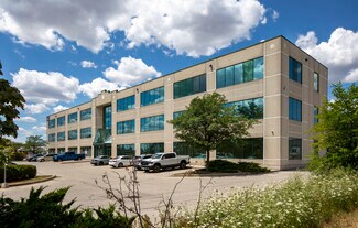 Plus de détails pour 70 Disco Rd, Toronto, ON - Bureau à louer
