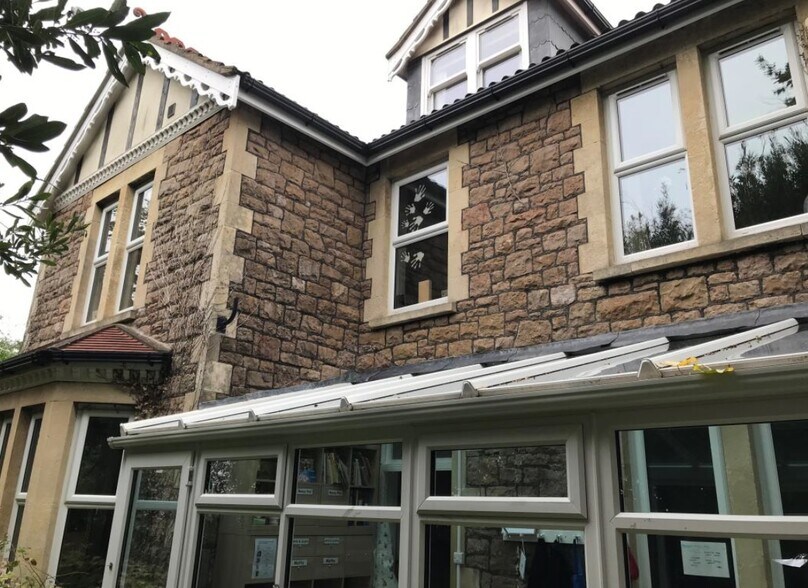 49 Beach Rd W, Portishead à vendre - Photo de l’immeuble – Image 3 sur 10