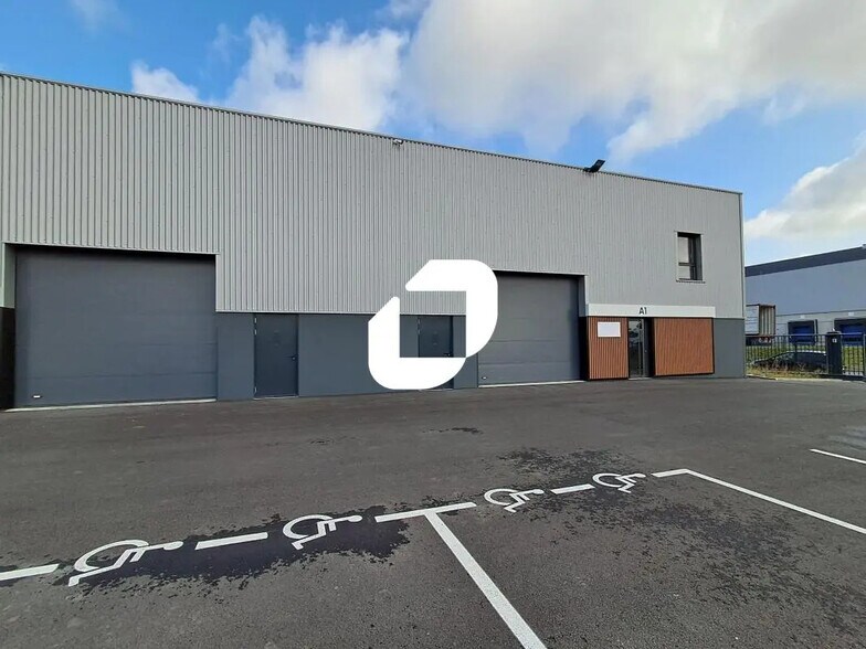 3 Rue De Chardonnet, Wattrelos à louer - Photo de l’immeuble – Image 3 sur 13