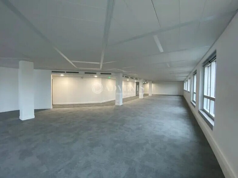 Bureau dans Boulogne-Billancourt à louer - Photo de l’immeuble – Image 3 sur 10