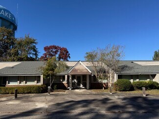 Plus de détails pour 511 Wilson Ave, Spring Lake, NC - Spécialisé à vendre