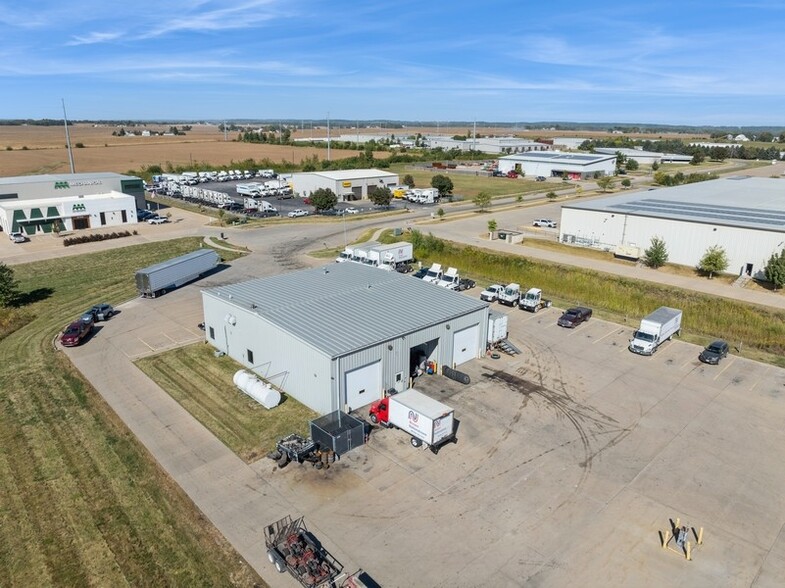 2740 Stoner Ct, North Liberty, IA à louer - Photo principale – Image 1 sur 9