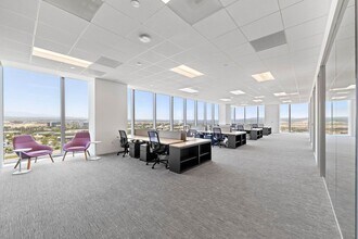 400 Spectrum Center Dr, Irvine, CA à louer Photo intérieure– Image 2 sur 6