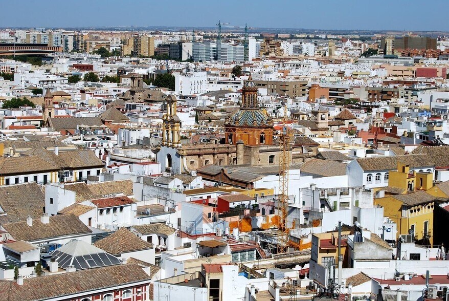 Bureau dans Séville, Sevilla à louer - Photo de l’immeuble – Image 3 sur 12