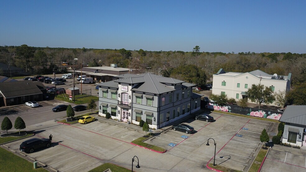 309 S Friendswood Dr, Friendswood, TX à vendre - Photo de l’immeuble – Image 3 sur 12