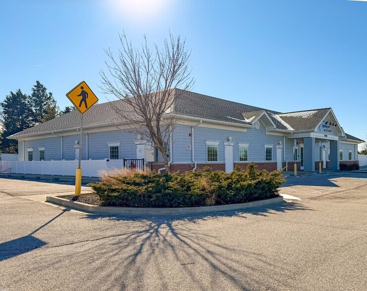 16058 Manchester Rd, Ellisville, MO à louer - Photo de l’immeuble – Image 3 sur 10