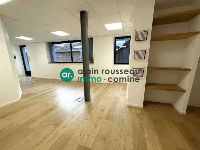 Bureau dans Nantes à louer - Photo de l’immeuble – Image 1 sur 1
