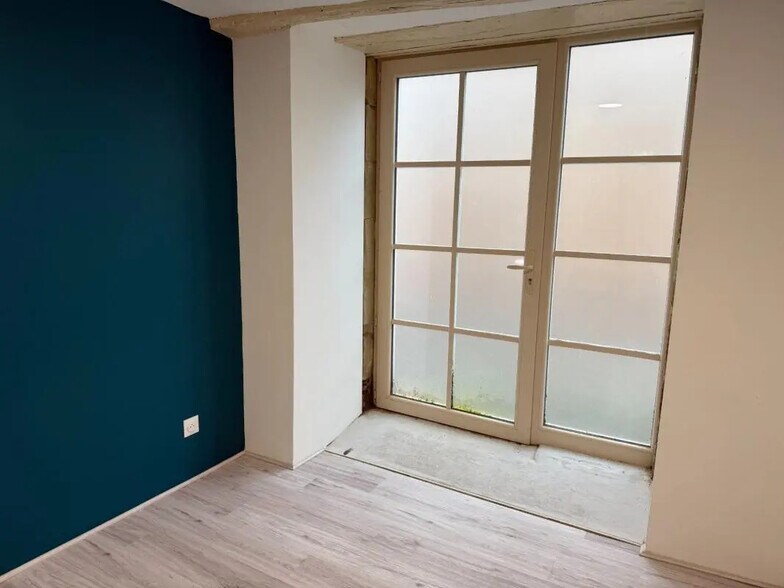 Bureau dans Brive-la-Gaillarde à louer - Photo intérieure – Image 3 sur 4