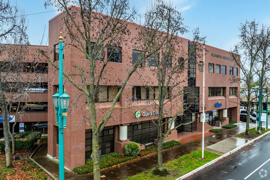 1315 Alhambra Blvd, Sacramento, CA à louer - Photo de l’immeuble – Image 2 sur 7