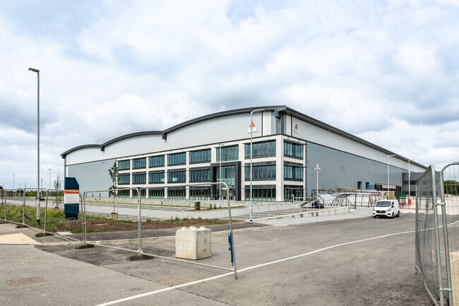 Plus de détails pour Cronton Rd, Whiston - Industriel/Logistique à louer