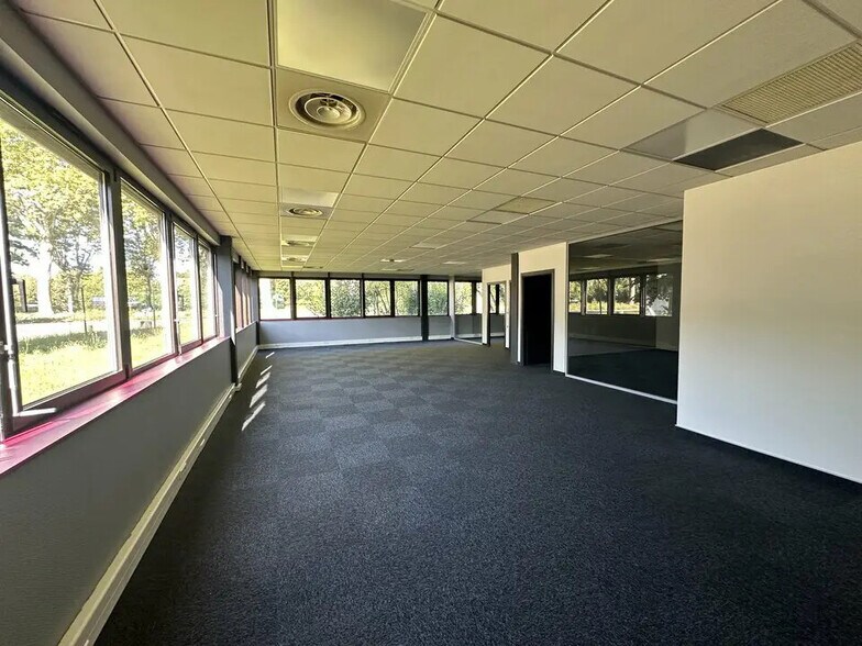 Bureau dans Strasbourg à louer - Photo intérieure – Image 2 sur 4