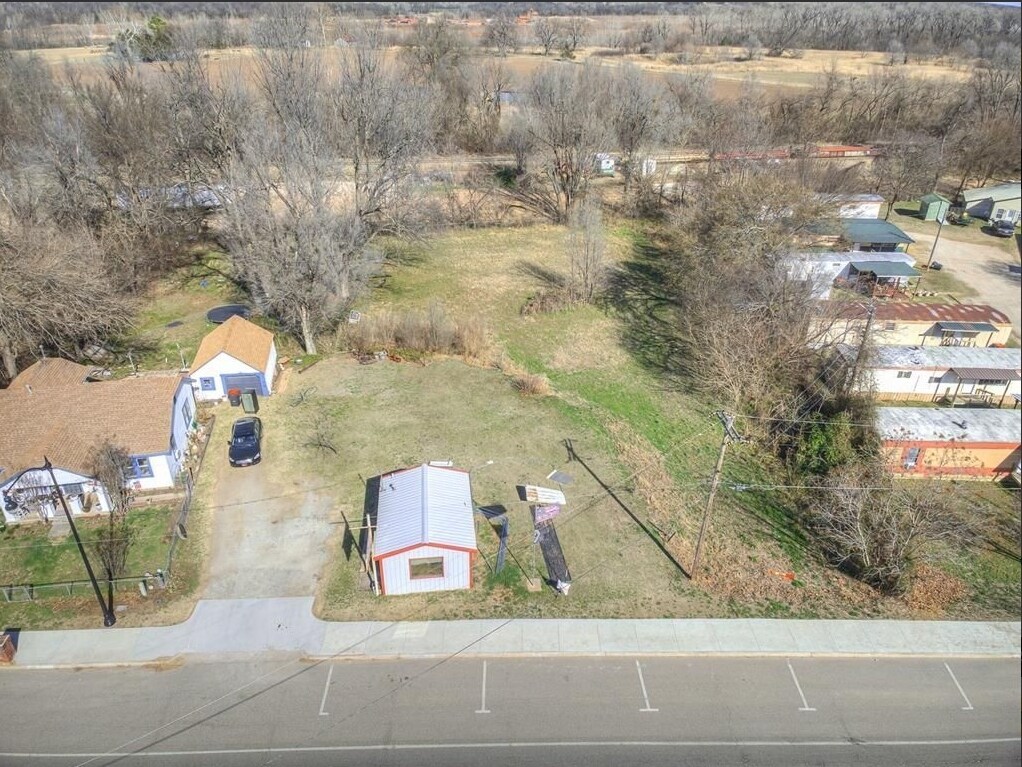 1834 Church Ave, Harrah, OK à vendre Photo principale– Image 1 sur 2