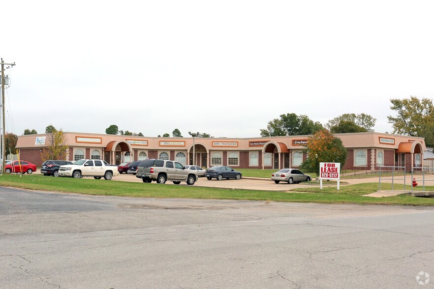 500-514 W Atlanta St, Broken Arrow, OK à vendre - Photo principale – Image 1 sur 11