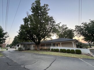 Plus de détails pour 26 E 9th St, Edmond, OK - Bureau à louer