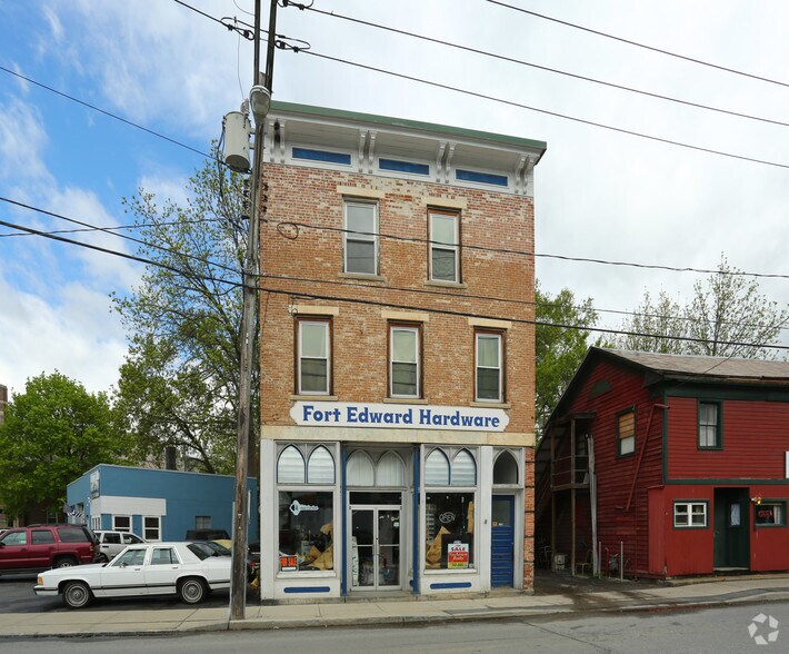 7 East St, Fort Edward, NY à vendre - Photo de l’immeuble – Image 2 sur 2