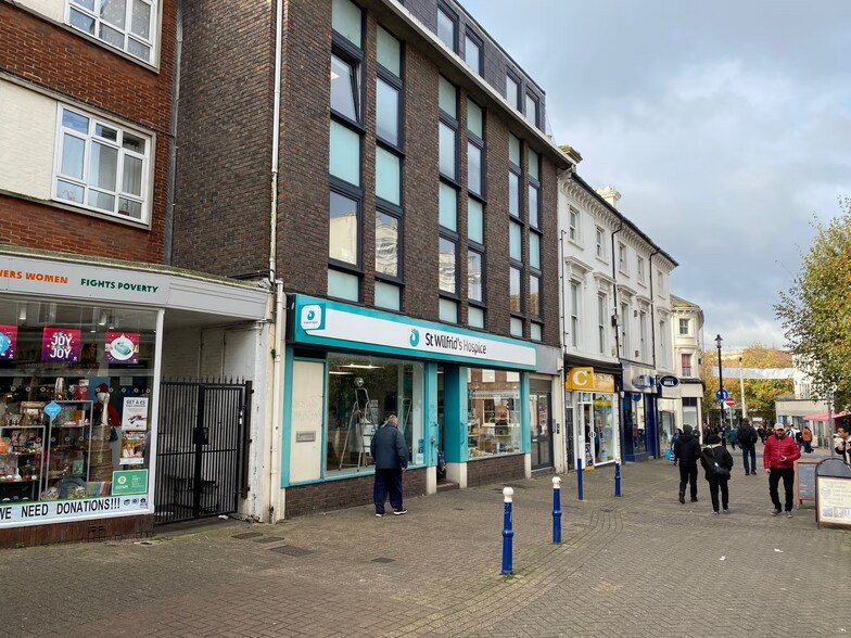 182-186 Terminus Rd, Eastbourne à louer - Photo de l’immeuble – Image 2 sur 6