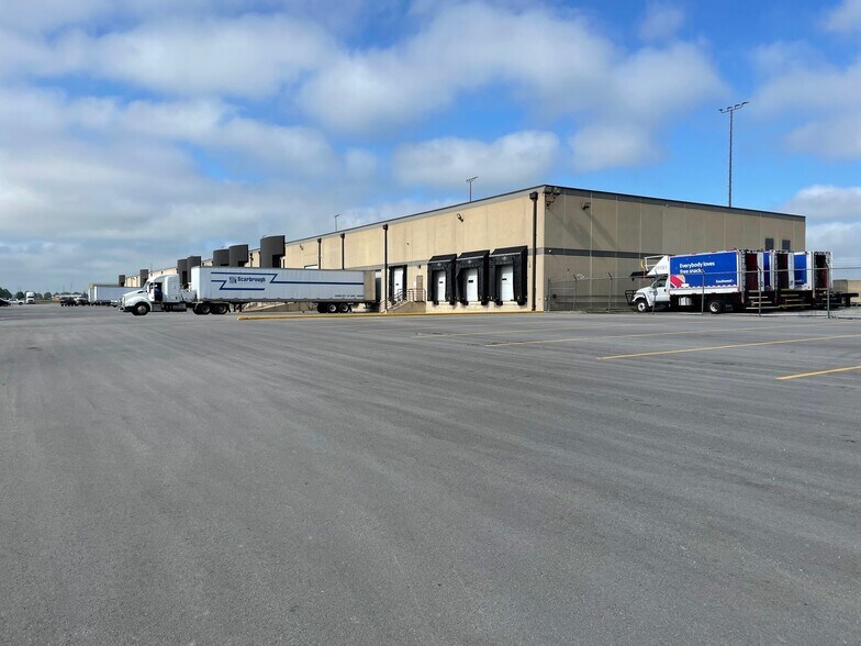 992-1050 Mexico City Ave, Kansas City, MO à louer - Photo de l’immeuble – Image 1 sur 9