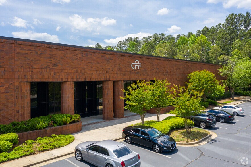 8005 Second Flags Dr, Austell, GA à louer - Photo de l’immeuble – Image 2 sur 5