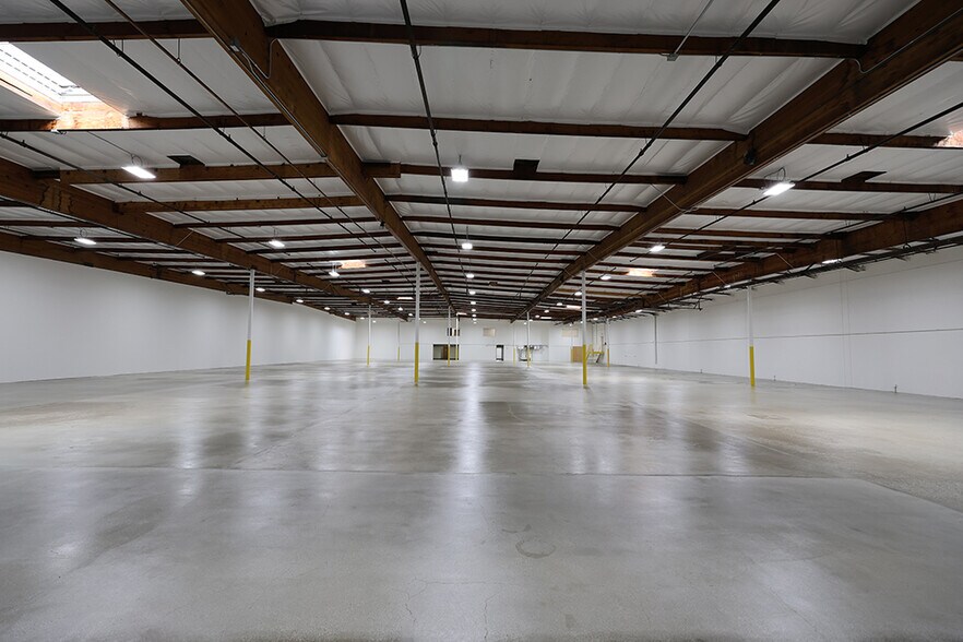 15148 Bledsoe St, Sylmar, CA à louer - Photo de l’immeuble – Image 2 sur 7