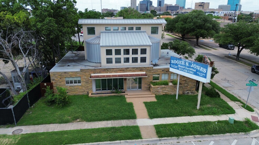 1100 Pennsylvania Ave, Fort Worth, TX à vendre - Photo de l’immeuble – Image 2 sur 14