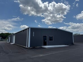 226 Industrial Loop, Orange Park, FL à louer Photo de l’immeuble– Image 1 sur 7