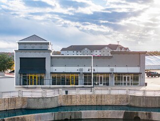 Plus de détails pour 830 University Dr E, College Station, TX - Local commercial à louer