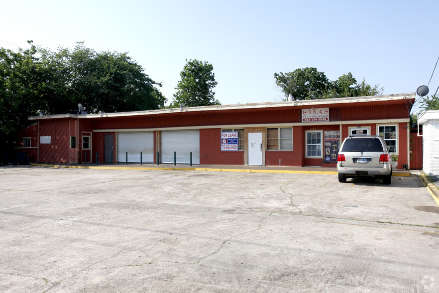 226-230 Winkler Dr, Houston, TX à louer - Photo principale – Image 1 sur 10