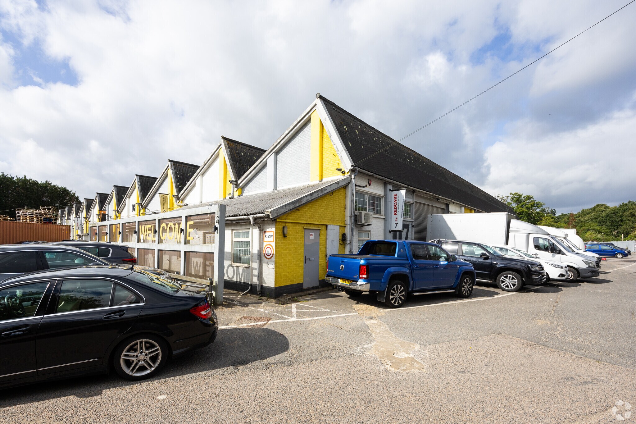 Kennel Ln, Horley à louer Photo principale– Image 1 sur 6