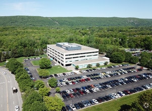 200 Executive Blvd, Southington, CT - VUE AÉRIENNE  vue de carte - Image1