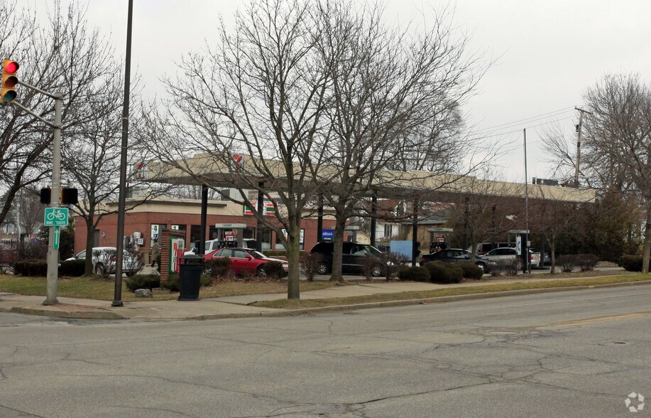 501 E La Salle Ave, South Bend, IN à louer - Photo de l’immeuble – Image 2 sur 2