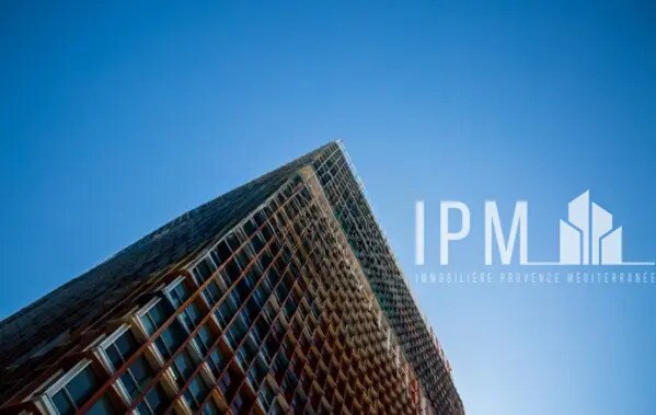 Local commercial dans Marseille à vendre - Photo de l’immeuble – Image 3 sur 5