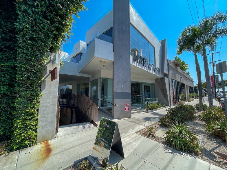 8441 Melrose Pl, Los Angeles, CA à louer - Photo de l’immeuble – Image 2 sur 10
