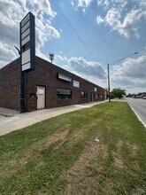 13635-13665 Northline Rd, Southgate, MI à louer Photo intérieure– Image 1 sur 5