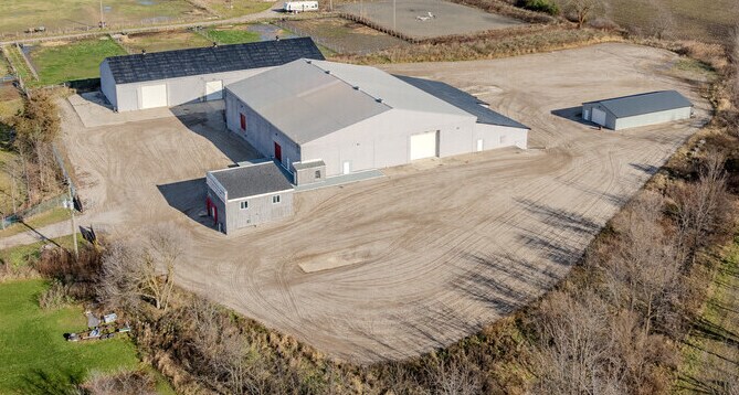 140 Elizabeth St, Lambton Shores, ON à vendre - Photo de l’immeuble – Image 3 sur 22