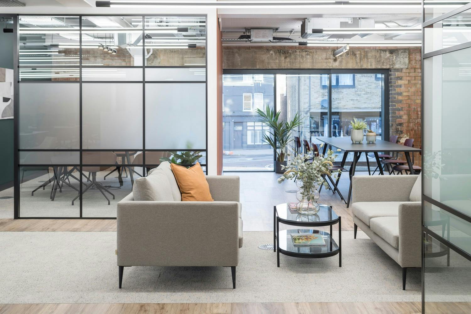 36-52 Fortess Grv, Londres à louer Photo de l’immeuble– Image 1 sur 17