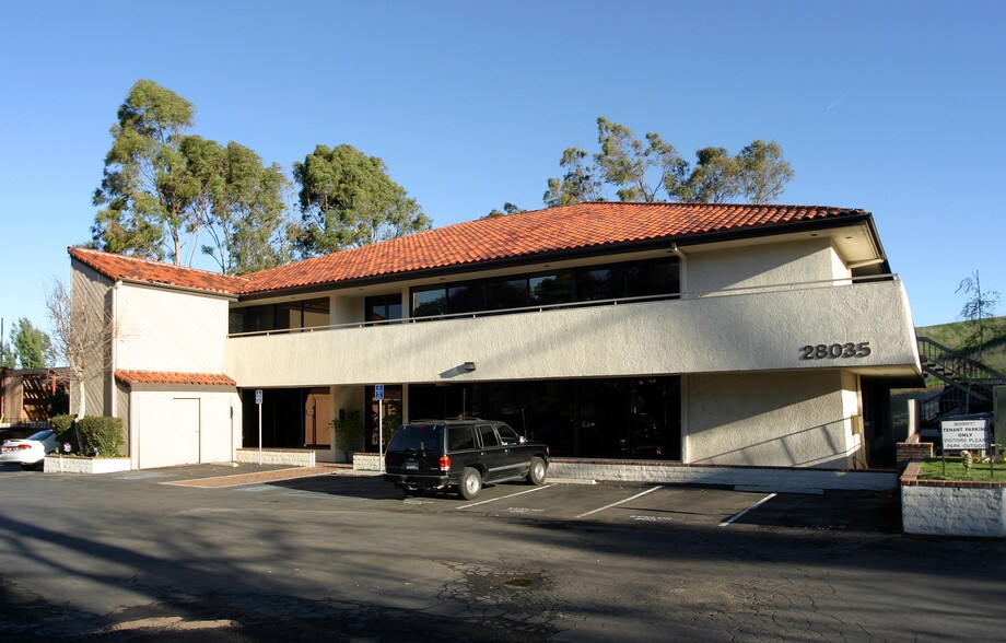 28035 Dorothy Dr, Agoura Hills, CA à louer - Photo principale – Image 1 sur 4