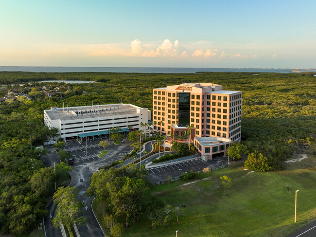 Plus de détails pour 1901 Ulmerton Rd, Clearwater, FL - Coworking à louer