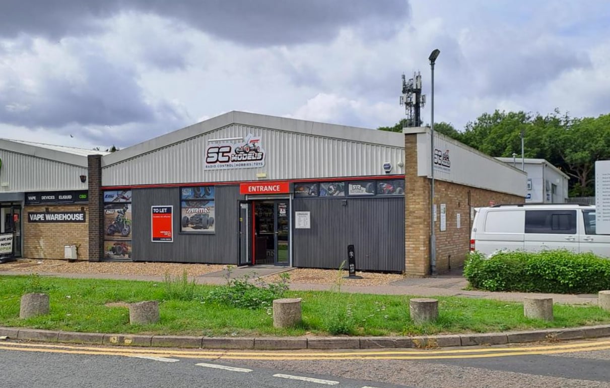 Wedgwood Way, Stevenage à louer Photo de l’immeuble– Image 1 sur 3