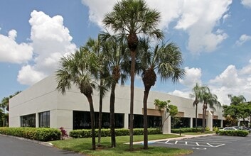 3600-3665 Park Central Blvd N, Pompano Beach, FL à louer Photo de l’immeuble– Image 1 sur 2