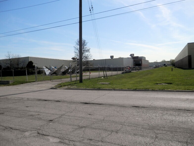 4200 Benefit Ave, Ashtabula, OH à vendre - Photo de l’immeuble – Image 2 sur 45