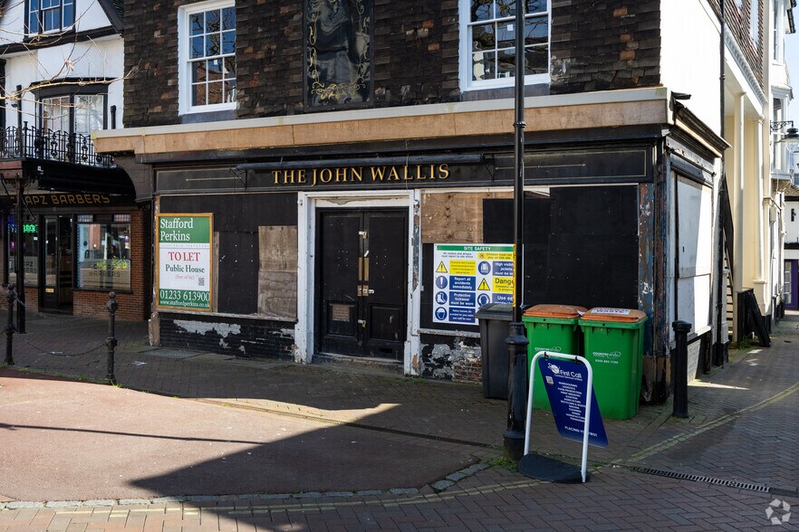 Former John Wallis Pub, Ashford à louer - Photo de l’immeuble – Image 3 sur 3