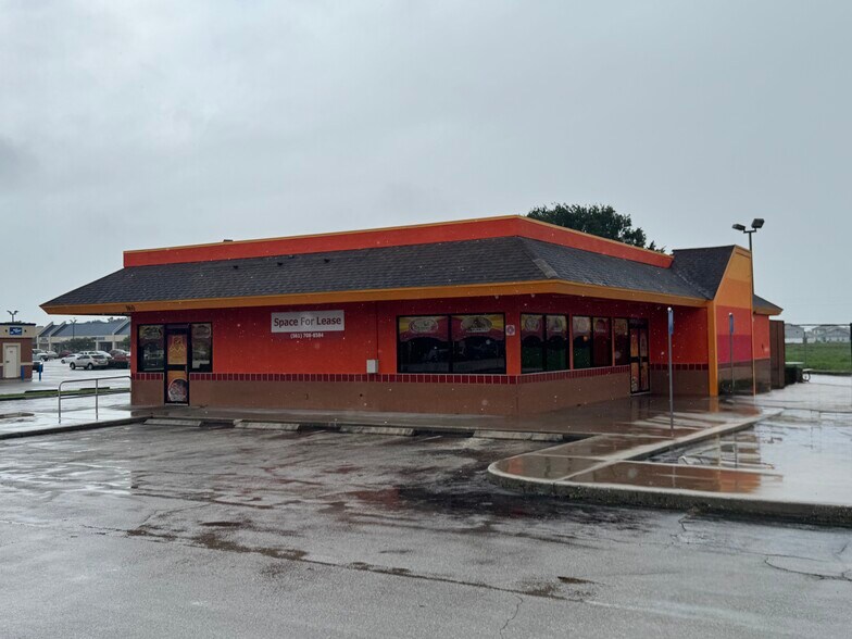 860 S Main St, Belle Glade, FL à louer - Photo principale – Image 1 sur 4