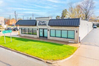 Plus de détails pour 29350 Harper Ave, Saint Clair Shores, MI - Bureau/Local commercial à louer