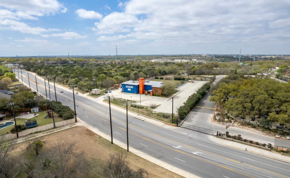 18745 Redland Rd, San Antonio, TX à louer - Photo de l’immeuble – Image 3 sur 33