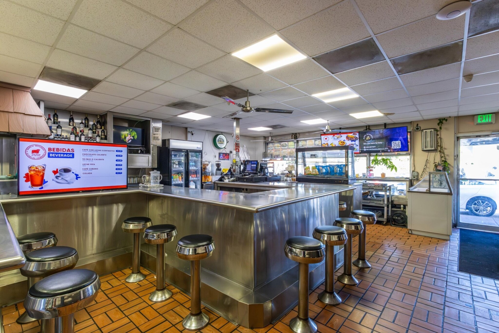 600-604 E 9th St, Hialeah, FL à louer Photo intérieure– Image 1 sur 1